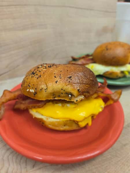 bagel sandwich