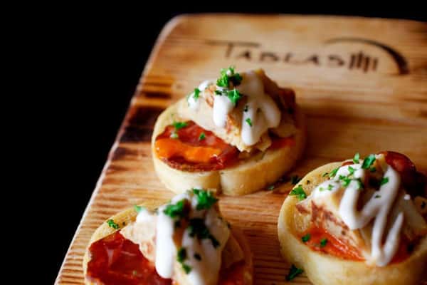 Gallery Tablas Woodstone Taverna (Kafé Neo Woodstone Group) Spanish