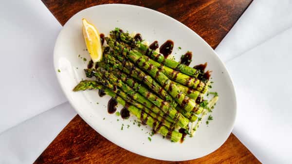 Grilled Asparagus w/Garlic Aioli