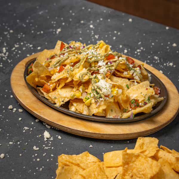 HATCH CHILE NACHOS