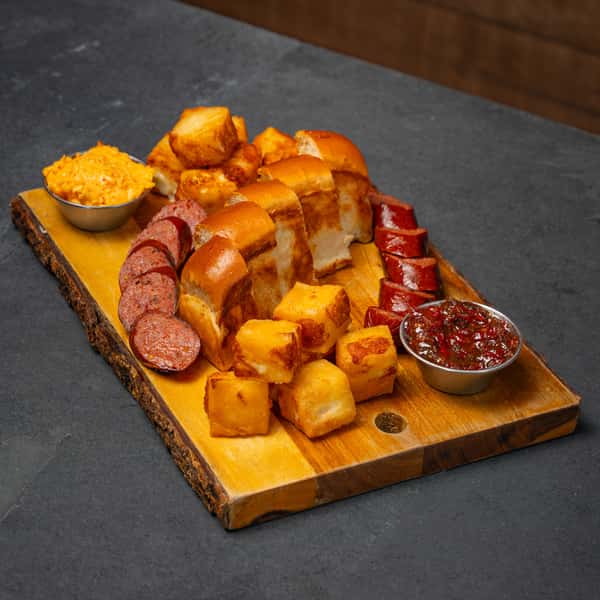 BAR-CUTERIE BOARD