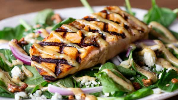 Spinach Salmon Salad