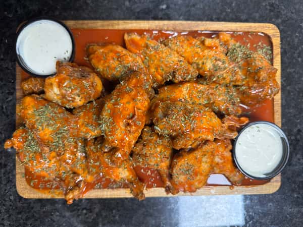 24 pc buffalo wings