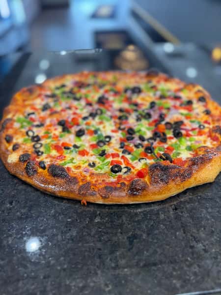 Large Veggie pizza 16"