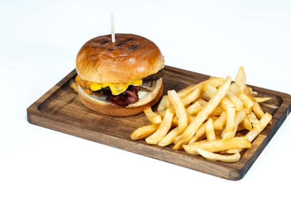 Smoke Burger. W/ fries