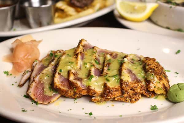 Seared Sashimi Tuna*