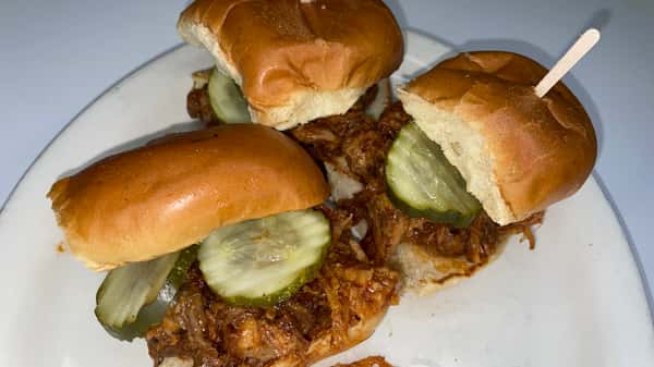 BBQ PORK SLIDERS