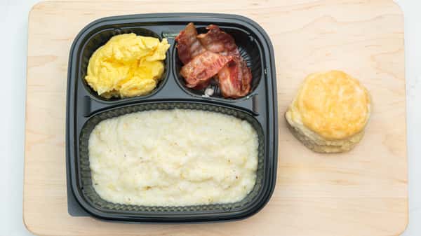Breakfast with grits