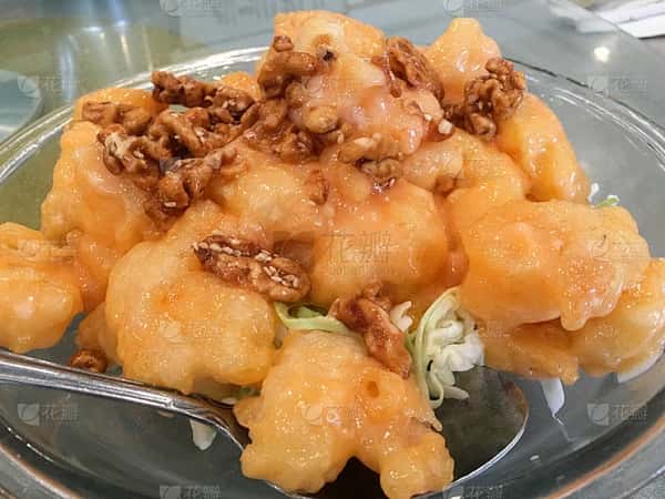 Honey Walnut Prawns 核桃虾