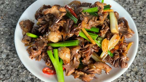 Sautéed Chicken Gizzard 姜葱鸡胗