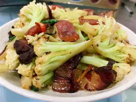 L-Chinese Bacon W/ Cauliflower腊味菜花