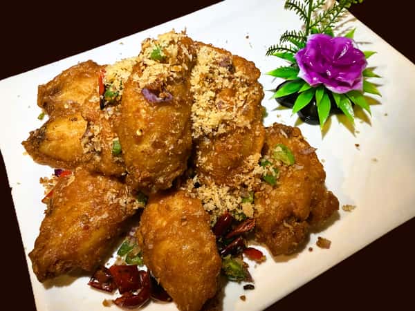 Salt & Pepper Chicken Wings (10) 椒盐鸡翅
