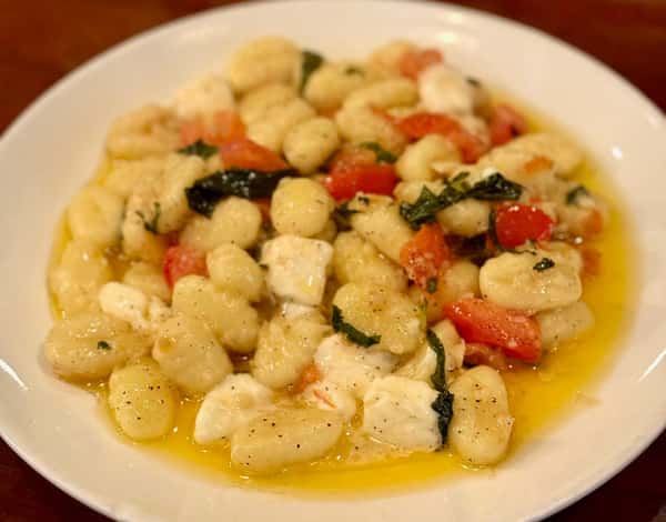 Gnocchi Caprese