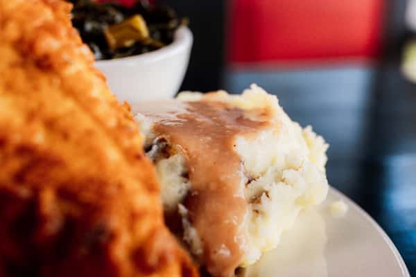 Mashed Potatoes and Gravy (tray)