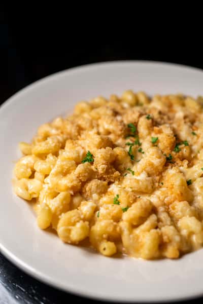 Maxie's White Cheddar Mac & Cheese
