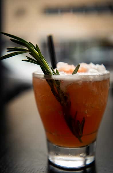 COCKTAIL
