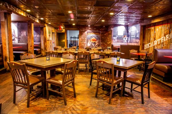 ROW DINING ROOM 3