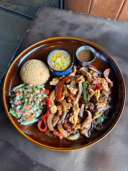 Carnitas De Pollo