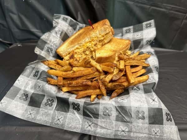 Buffalo Chicken Grilled Cheese