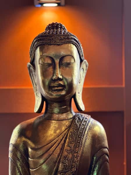 Close up of large idol