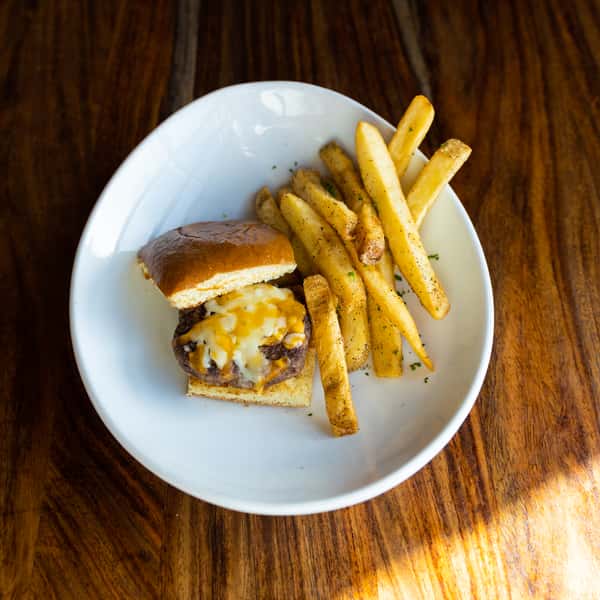 *Kids Cheeseburger