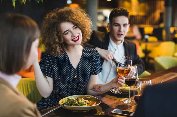 6 Ways Happy Hour Can Help Your Restaurant Grow