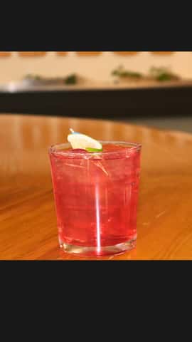 Cranberry Bourbon Fizz