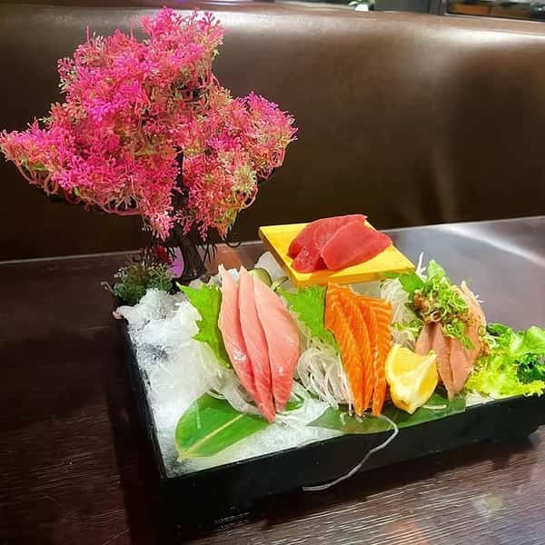 R. Sashimi Combination
