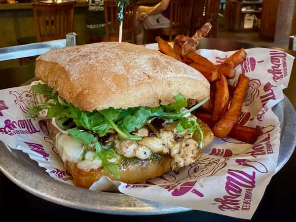 Pesto Chicken Sand