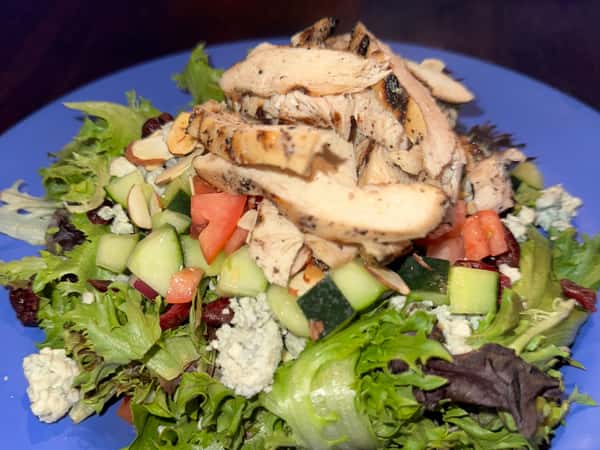 Rhythm & Bleus Salad