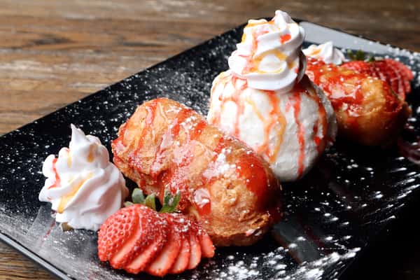 Fried Twinkie Sundae