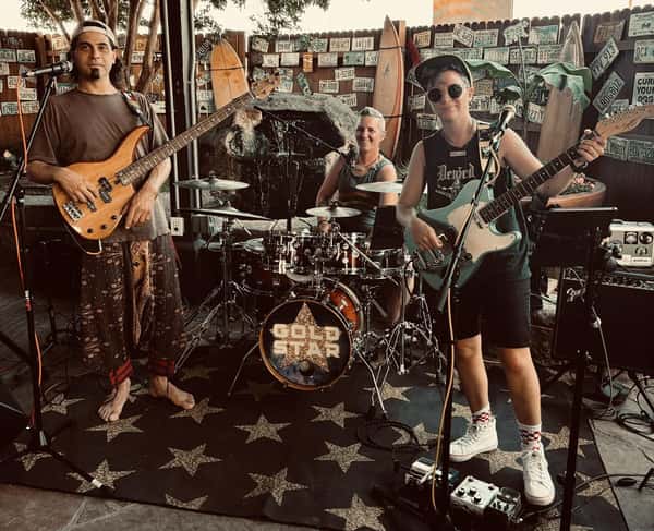 Goldstar live music at Crooked Hammock Brewery in Lewes, Delaware