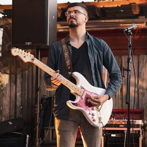 Jared Wise live music at Crooked Hammock Brewery in Raleigh, NC