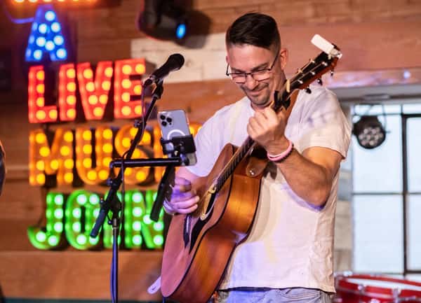 Sterling Scott live music at Crooked Hammock Brewery in Raleigh, North Carolina