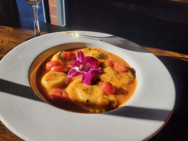 Ravioli Di Aragosta E Granchio