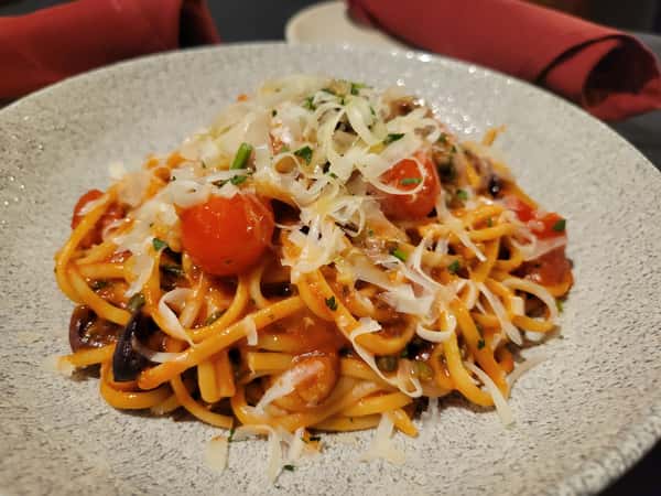 Linguine Puttanesca