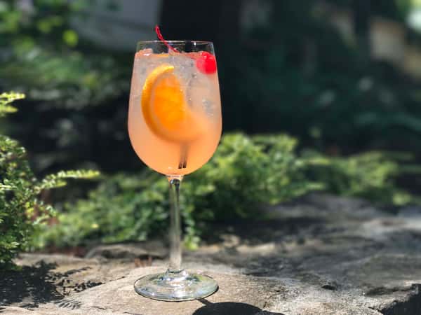 georgia peach sangria