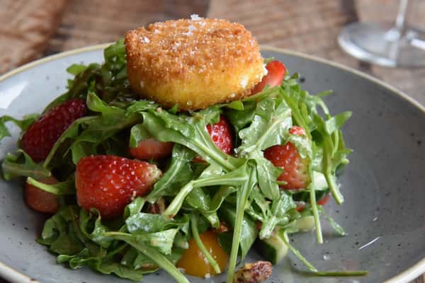 STRAWBERRY + ARUGULA SALAD