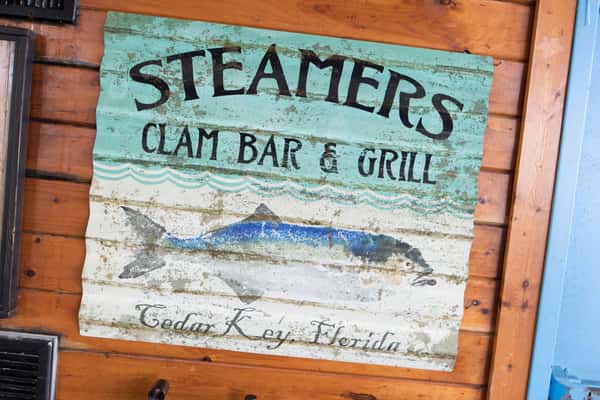 Steamers Sign