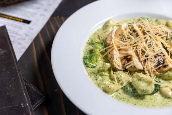 Gnocchi Al Pesto