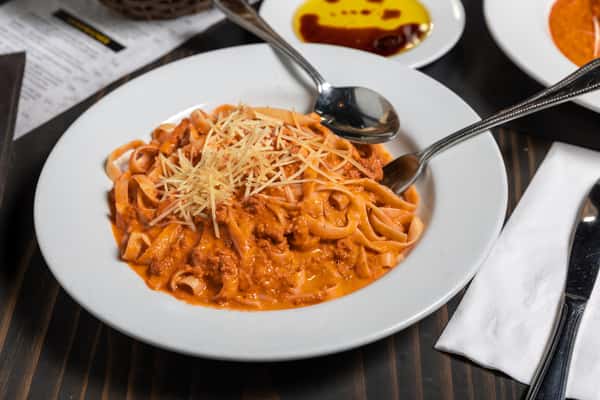 BOLOGNESE