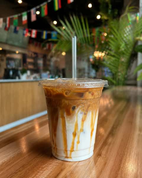Iced caramel macchiato