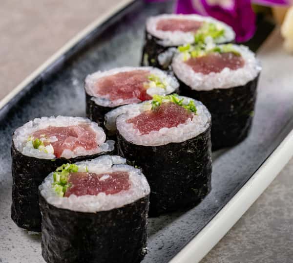 Maki Tuna