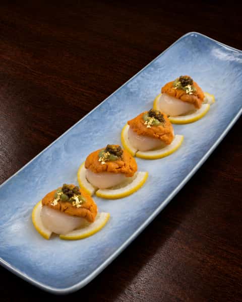 Golden Uni Hotate Sashimi (4pcs)