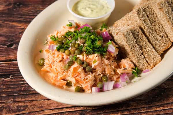 Smoked Salmon Plate