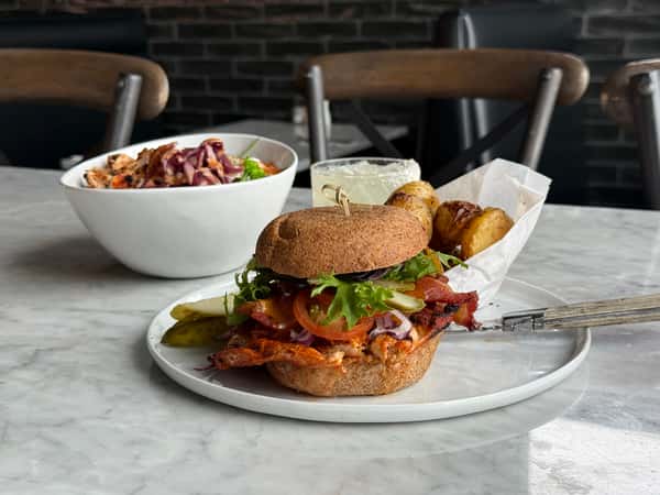 High Protein Hot Honey Chicken Sandwich (75g of protein)