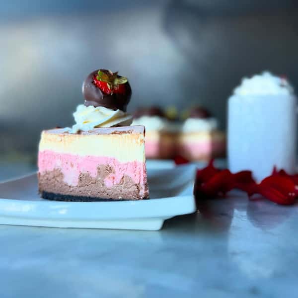 Neapolitan Cheesecake & Mocha