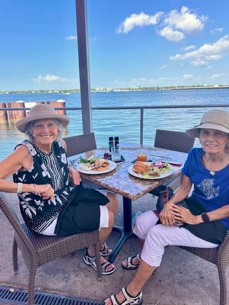PIER 22 Moments