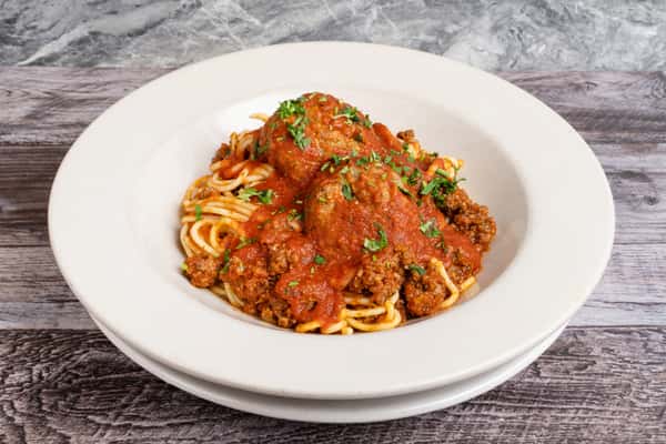 Spaghetti & Meatball Bolognese