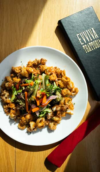 crispy calamari salad
